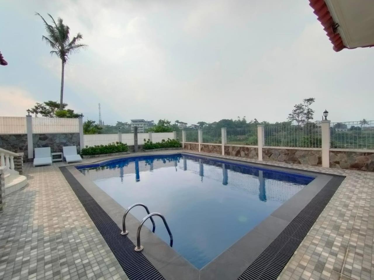Villa Kandara Hanjawar Puncak Sindanglaya エクステリア 写真