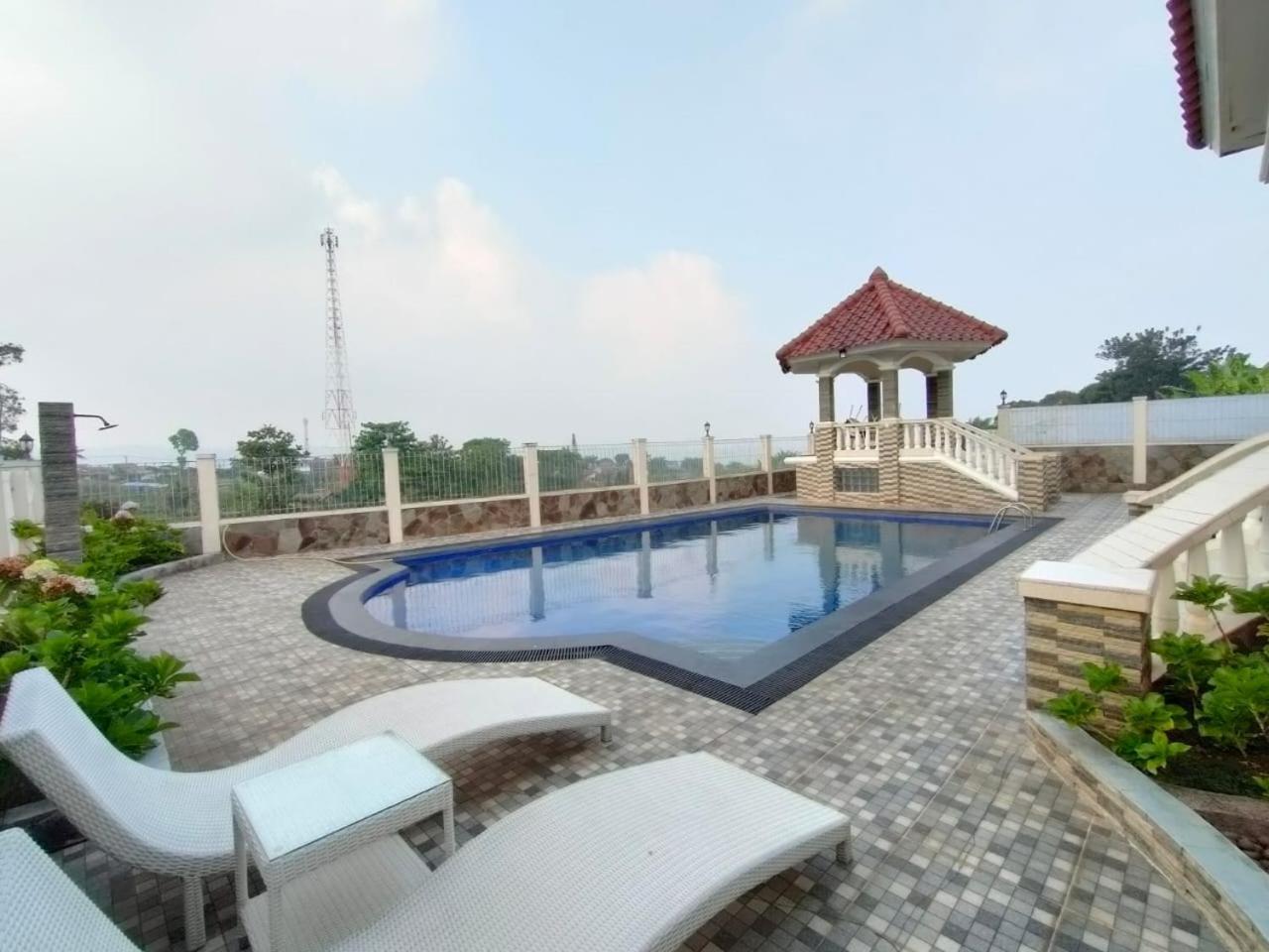 Villa Kandara Hanjawar Puncak Sindanglaya エクステリア 写真